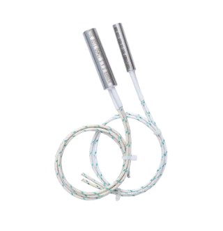 Why is the Cartridge Heater Element the preferred heating element for precision equipment?